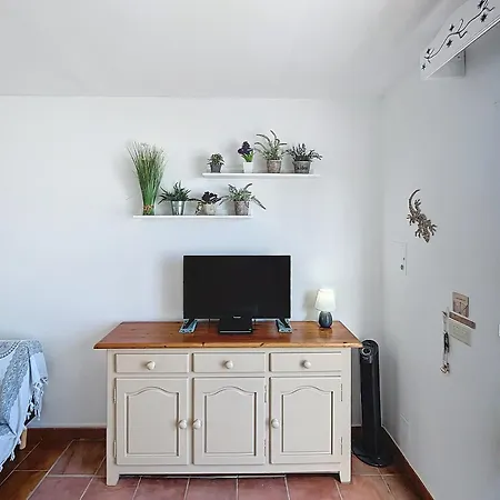 Apartment 320 Castell Sol Cb